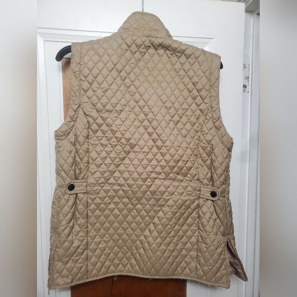 Women's Farm-Land quilted Vest - Picture 4 of 7